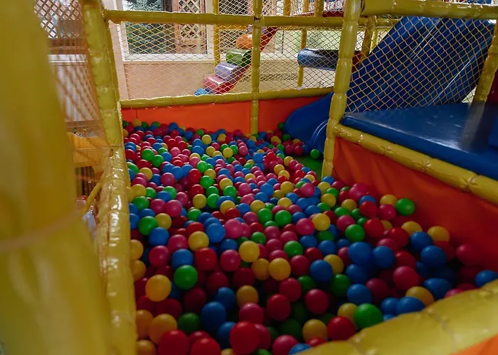 Highland Otel Yablunytsia